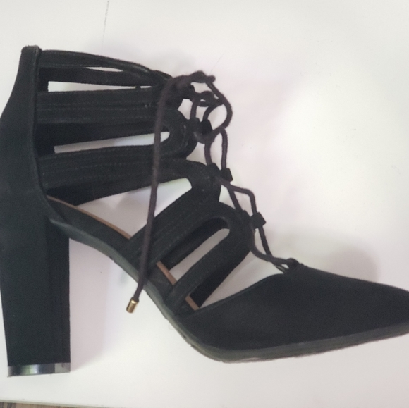 Christian Siriano heels - Picture 3 of 3